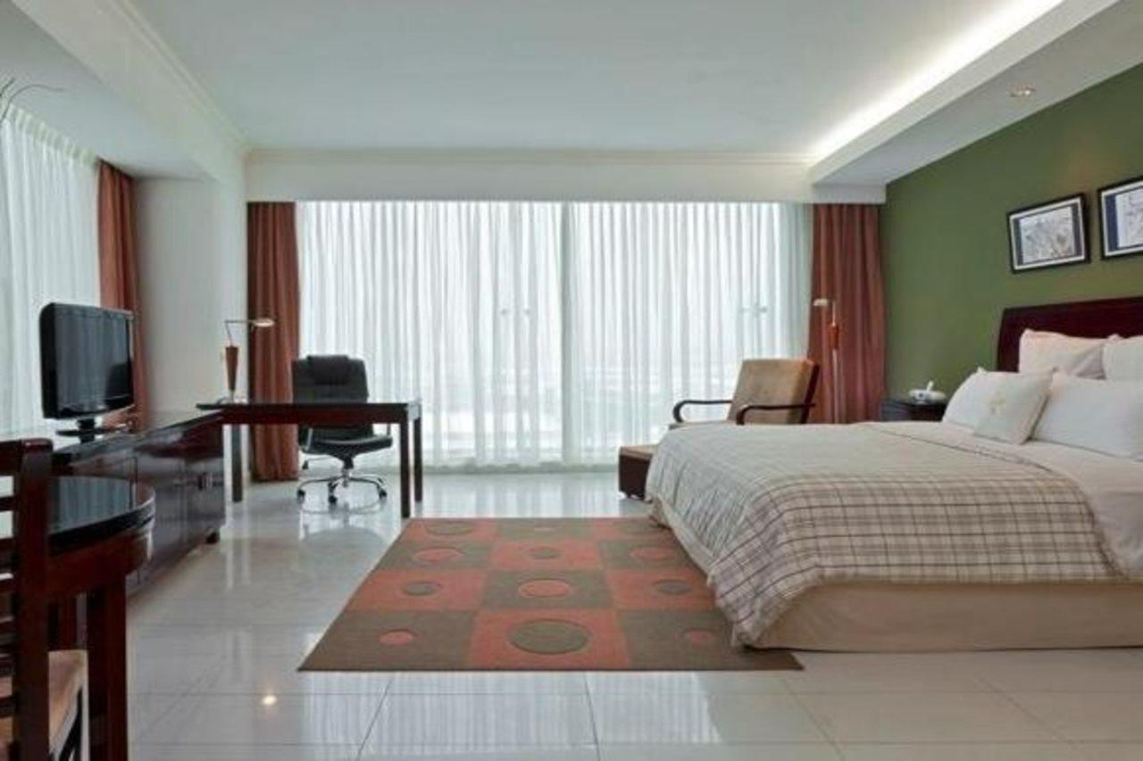 Hotel Sand Diamond Colon Exterior photo