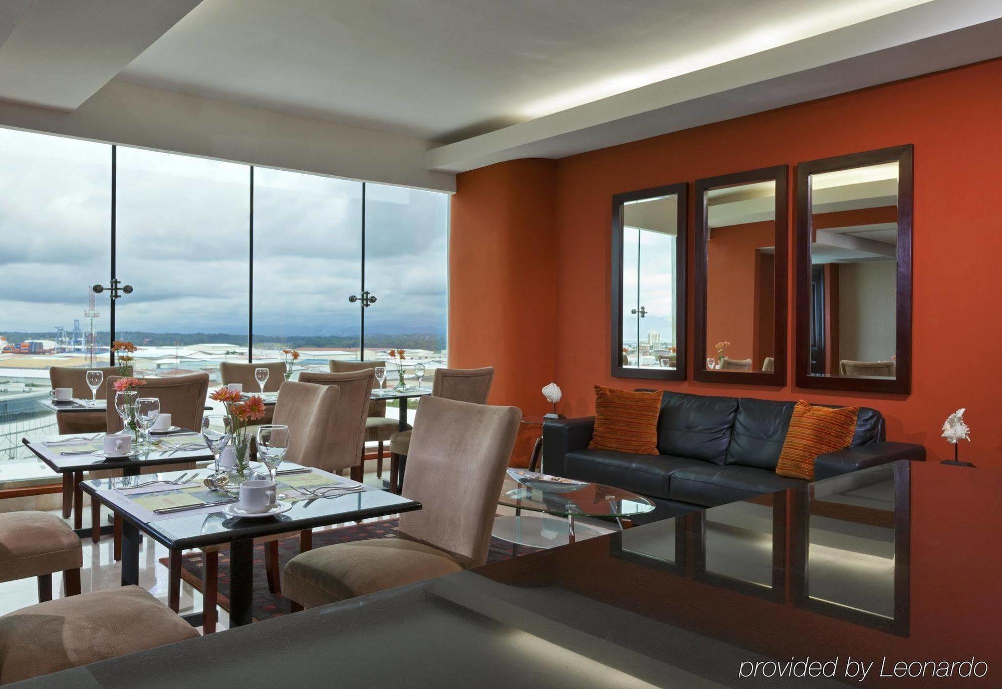 Hotel Sand Diamond Colon Exterior photo